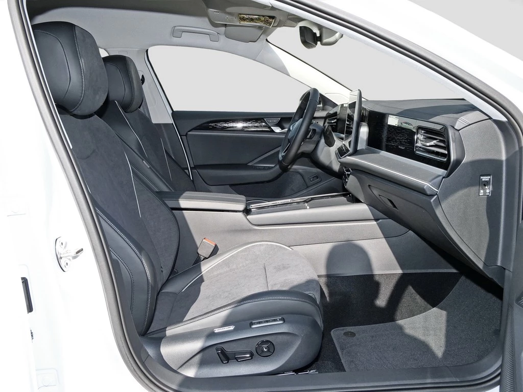Volkswagen Passat Elegance 2.0 l TDI DSG 110 kW / 150 PS