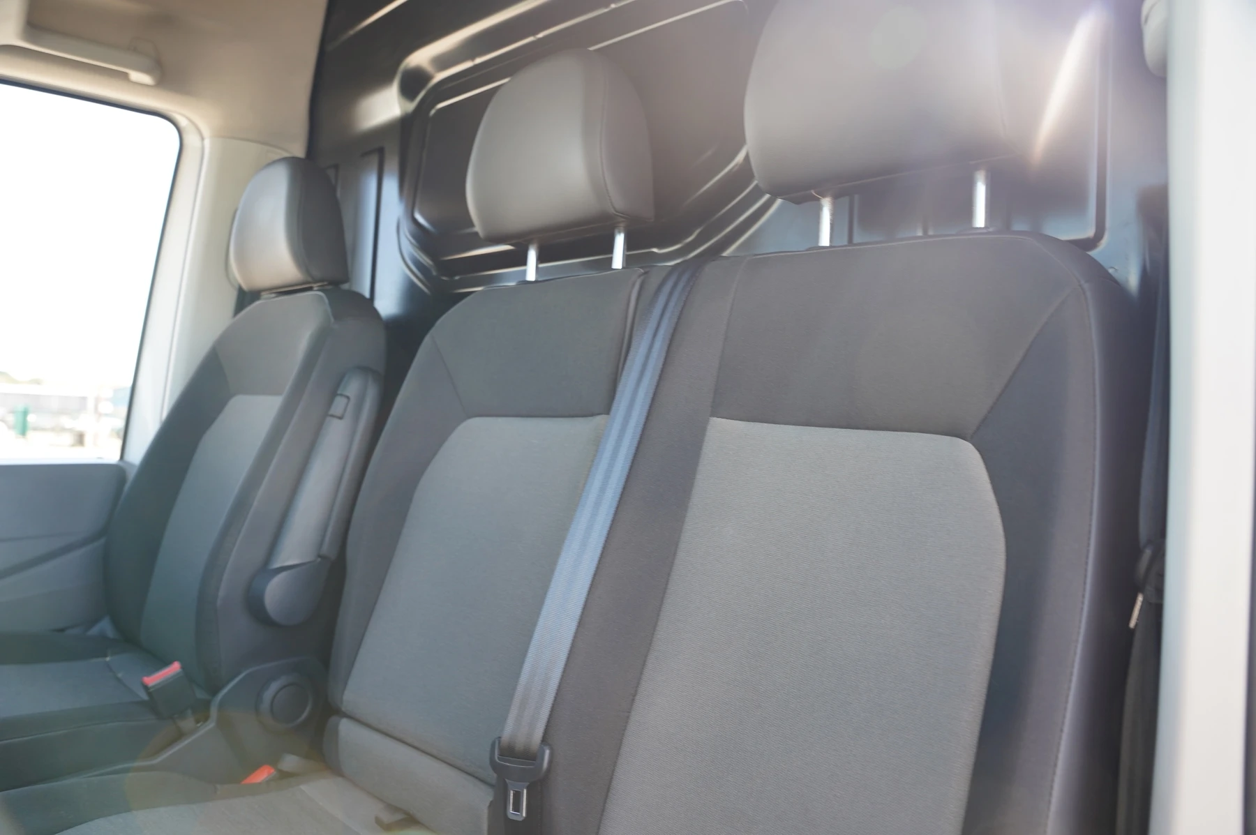 Volkswagen-Crafter-image-8