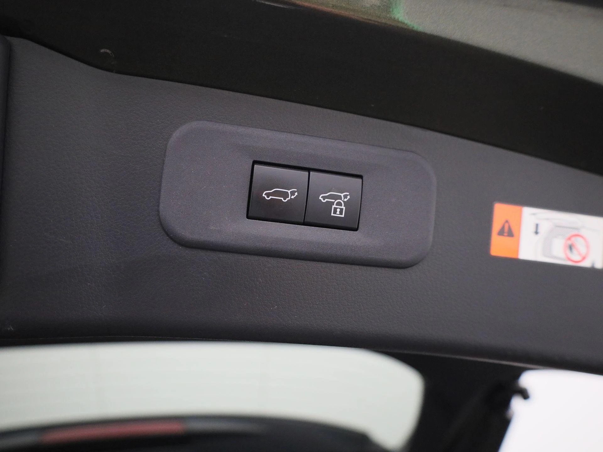 Lexus-NX-image-12