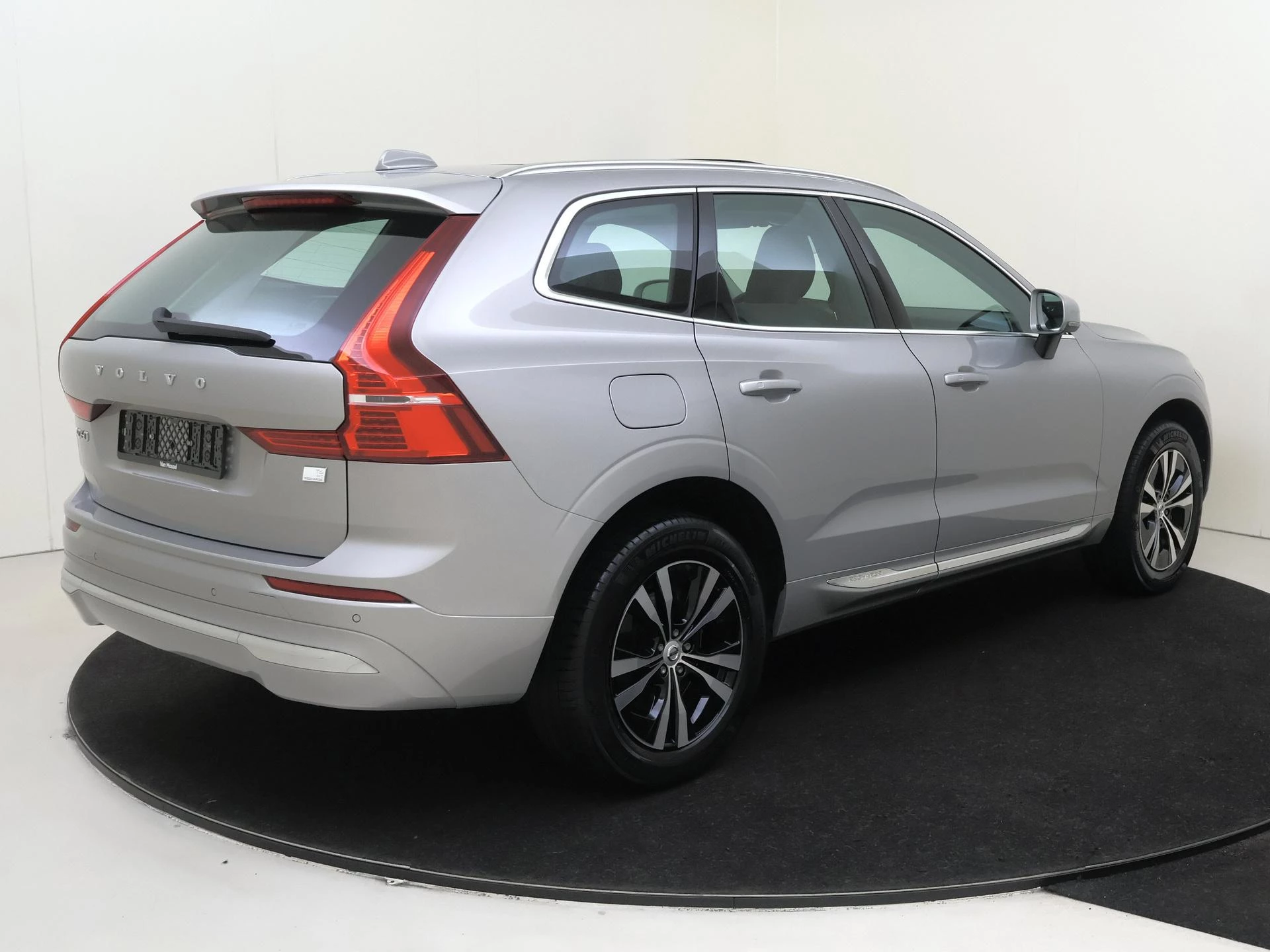 Volvo-XC60-image-3
