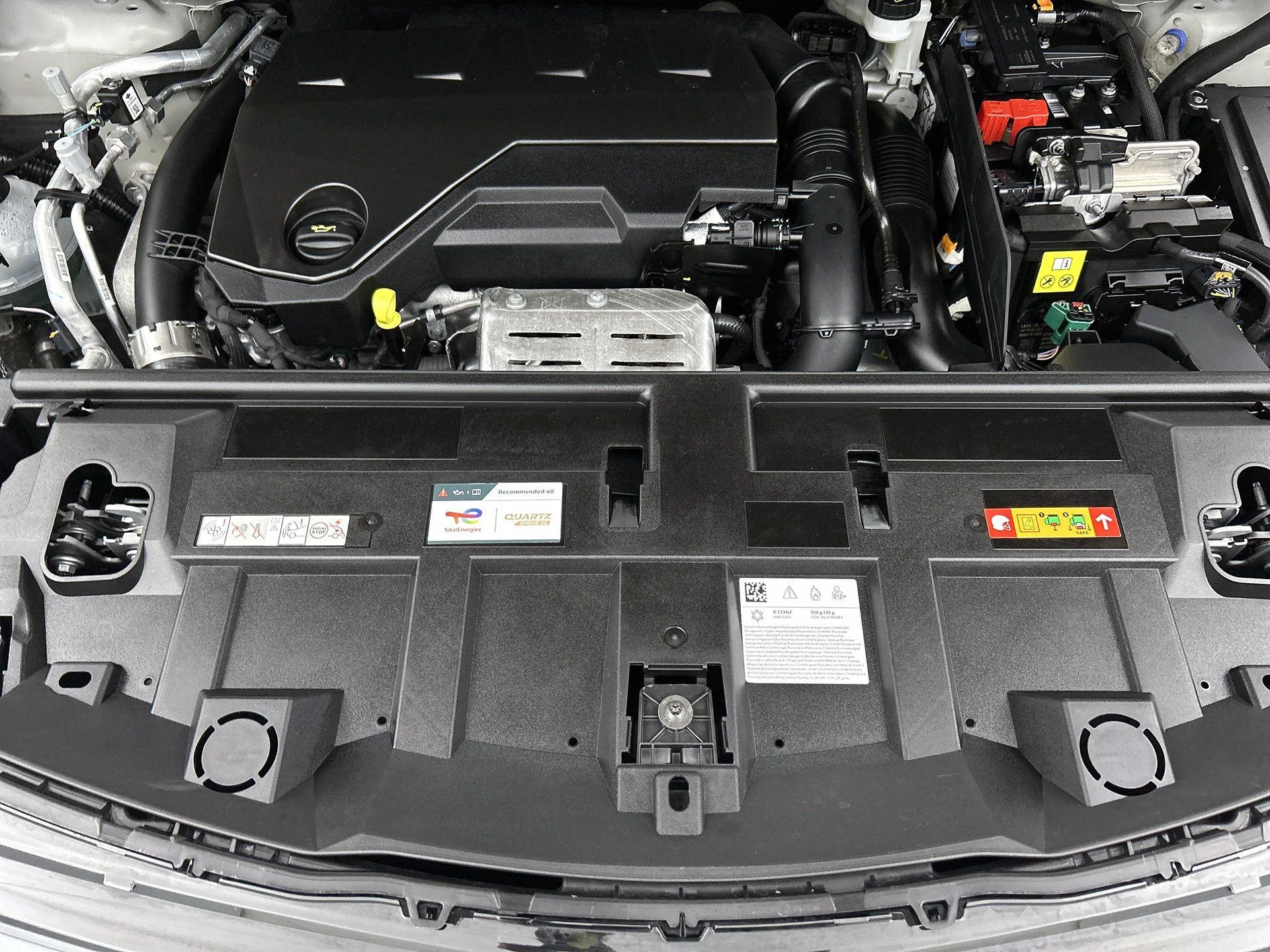 Opel Grandland 1.6 Turbo Plug-in-Hybrid Business Edition