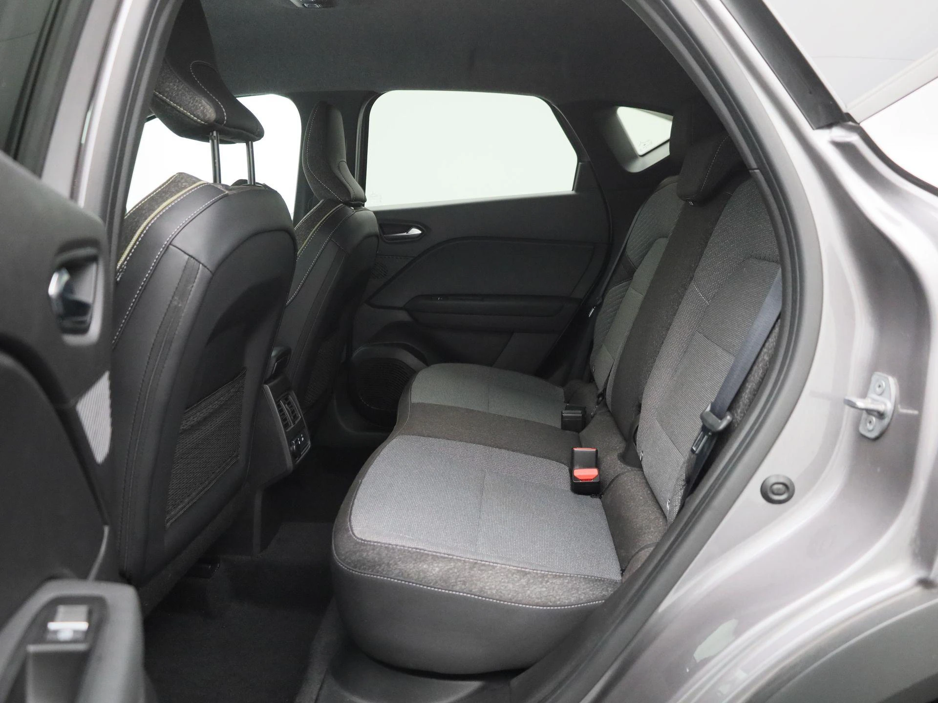 Renault-Captur-image-11