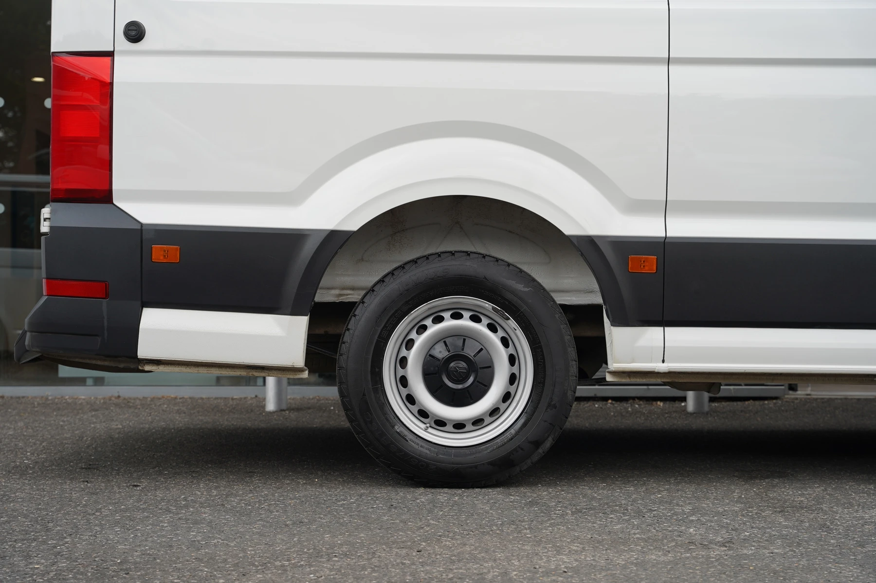 Volkswagen-Crafter-image-34