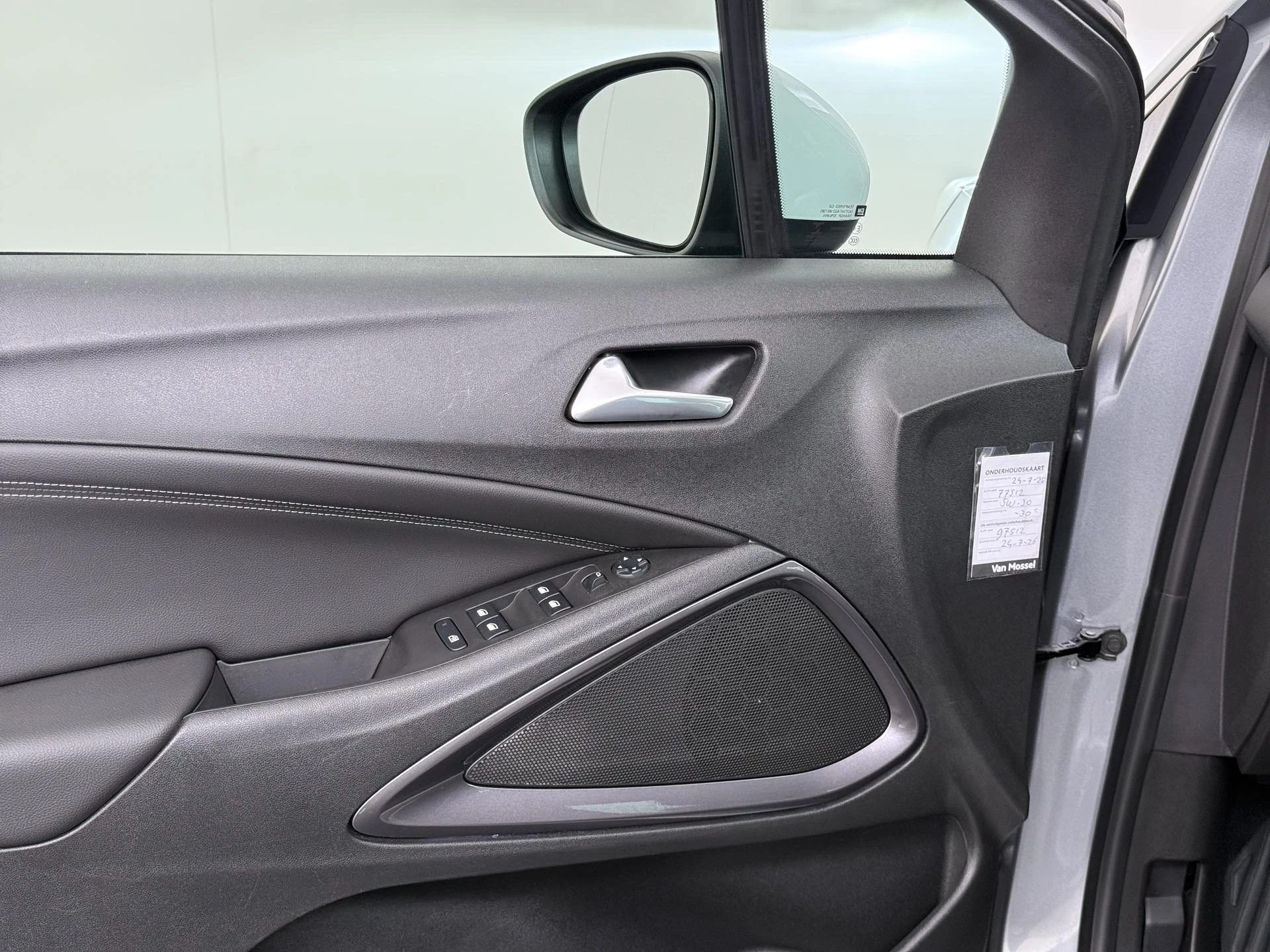 Opel-Crossland-image-15