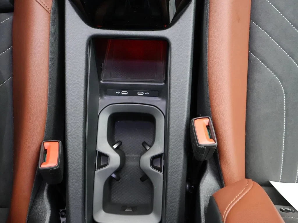 Volkswagen-Tiguan-image-6