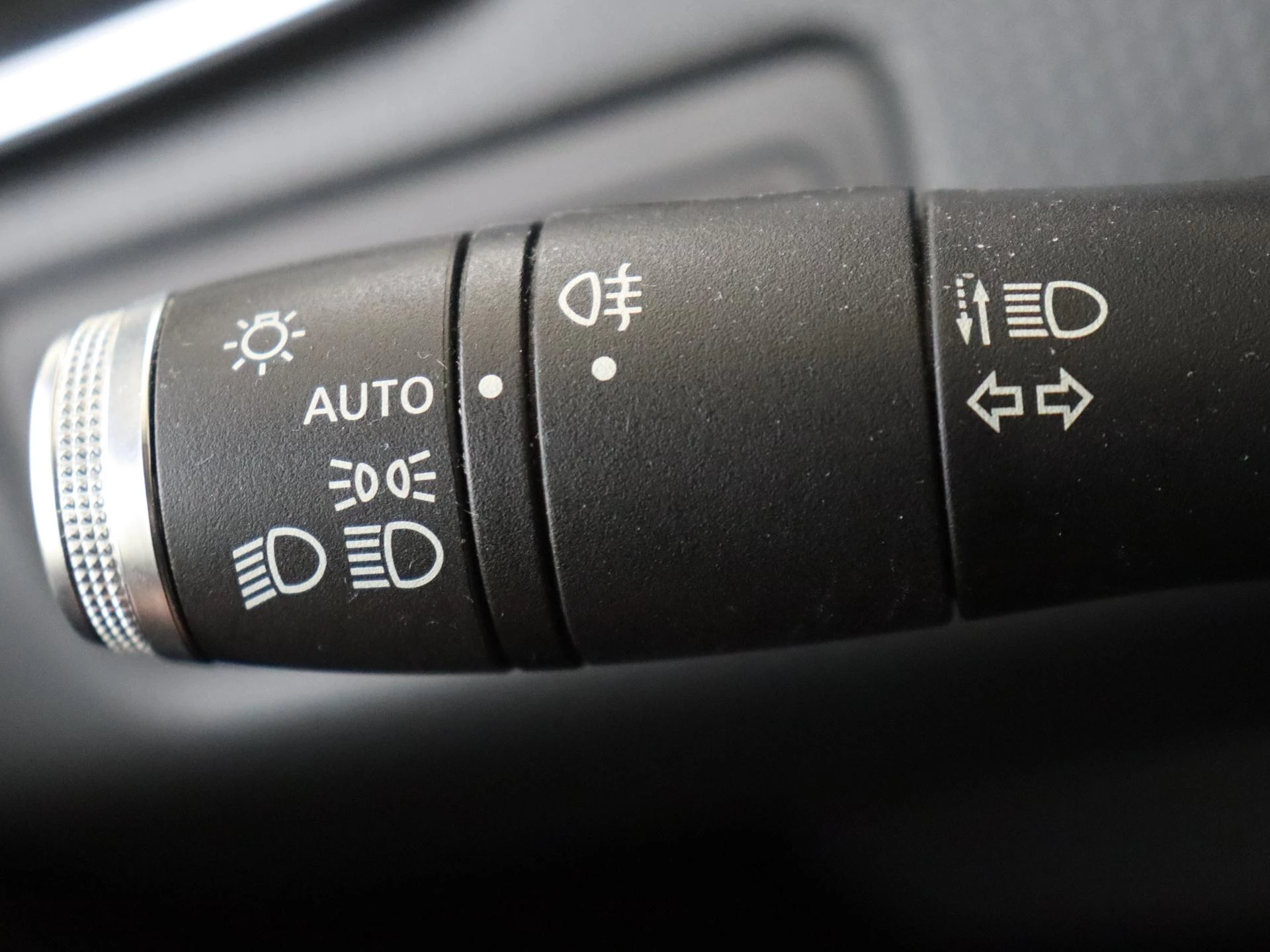 Renault-Clio-image-21