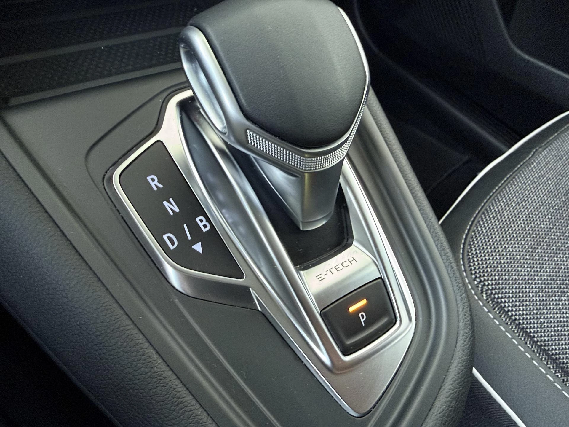 Renault-Captur-image-18