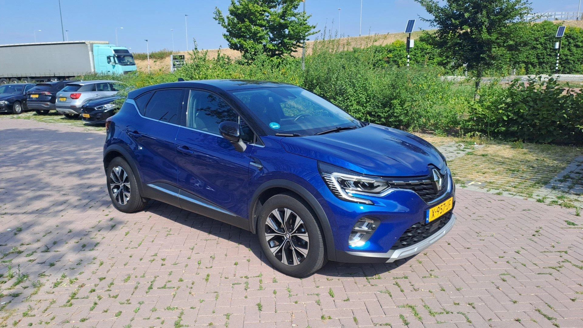 Renault-Captur-image-7