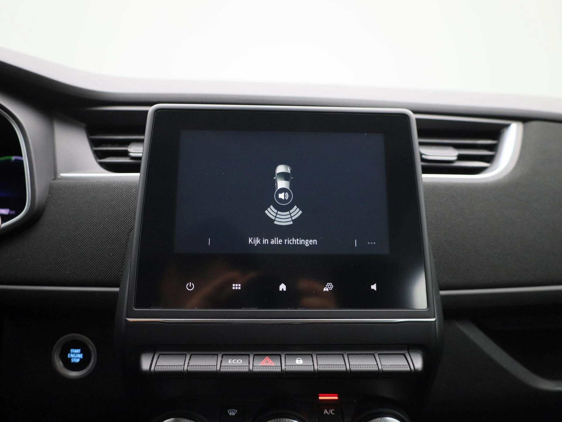 Renault-ZOE-image-27