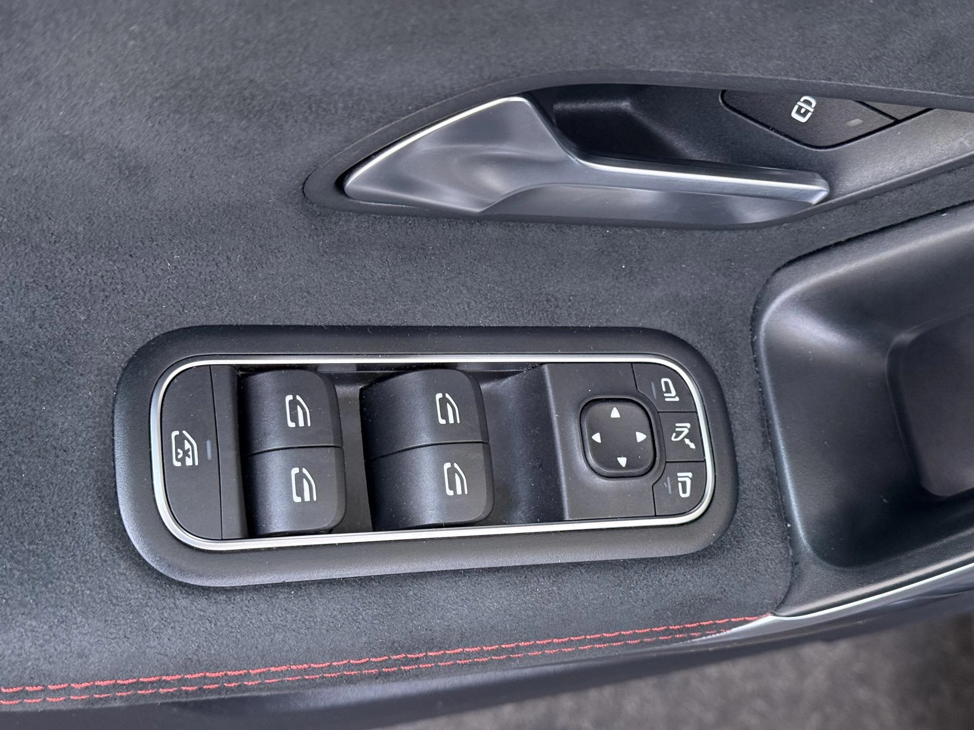 Mercedes-Benz-A-Klasse-image-29