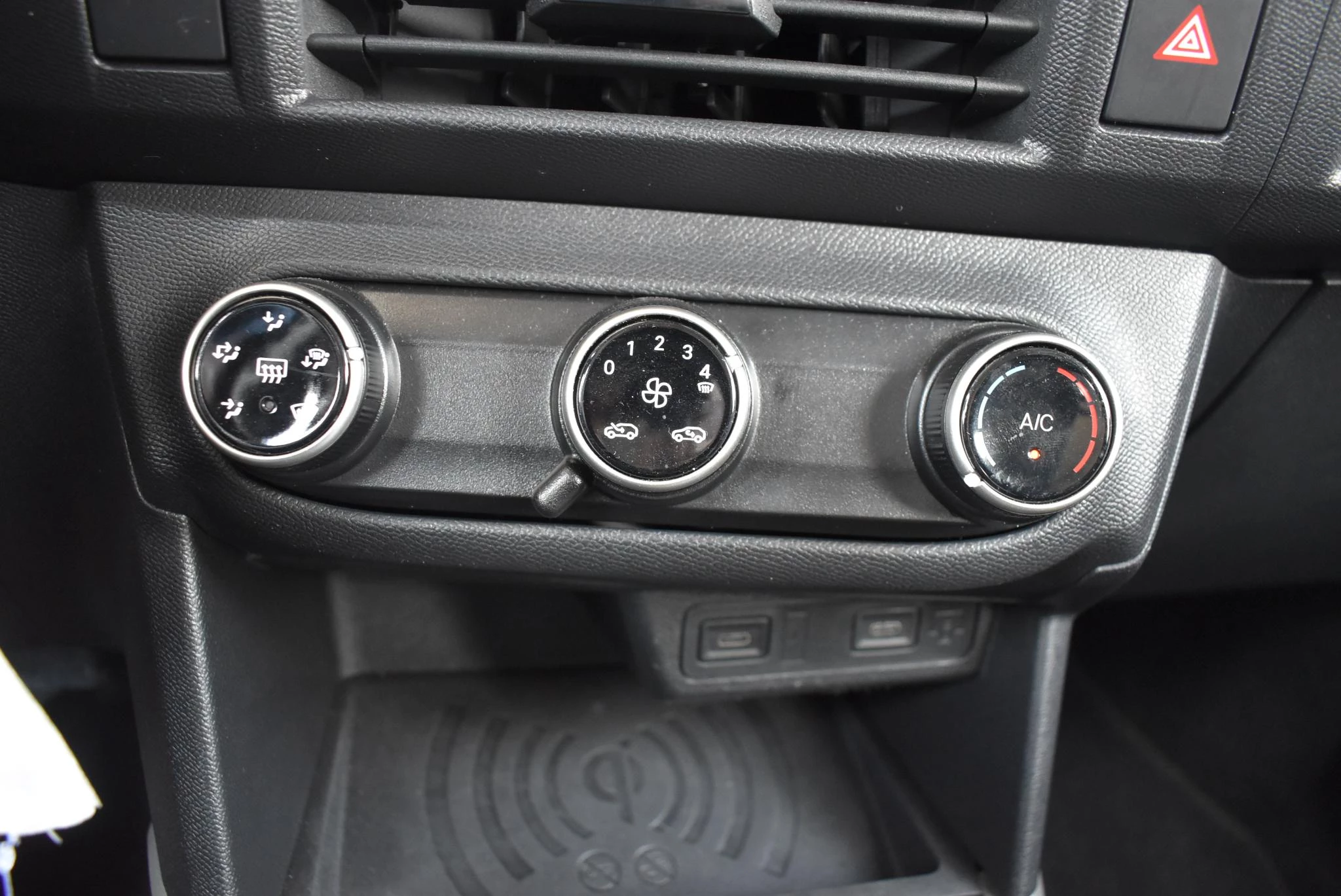 Opel Frontera 1.2 Turbo Hybrid Edition