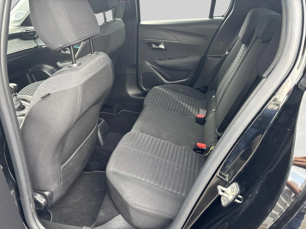 Peugeot-208-image-13