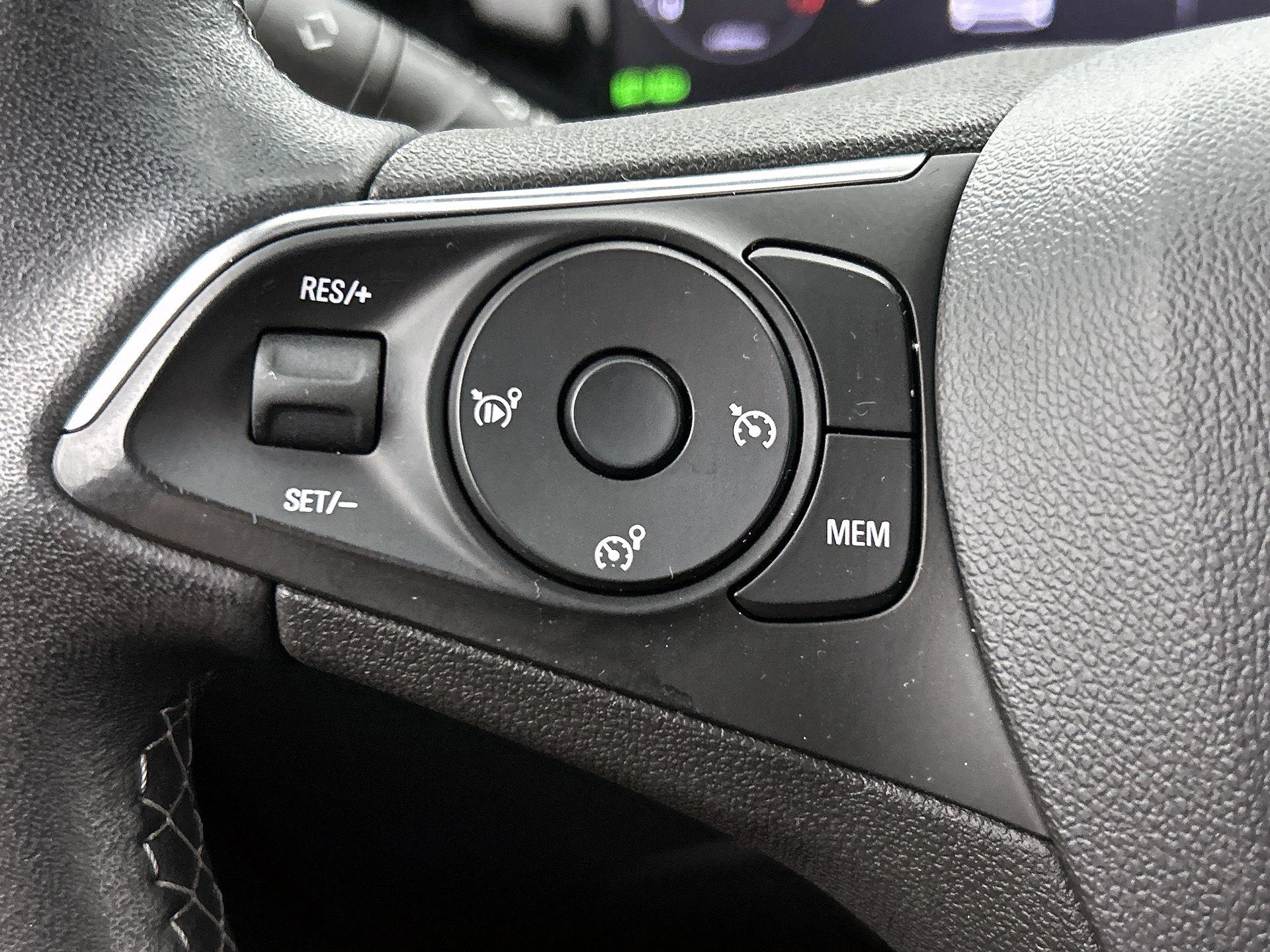 Opel-Mokka-image-5