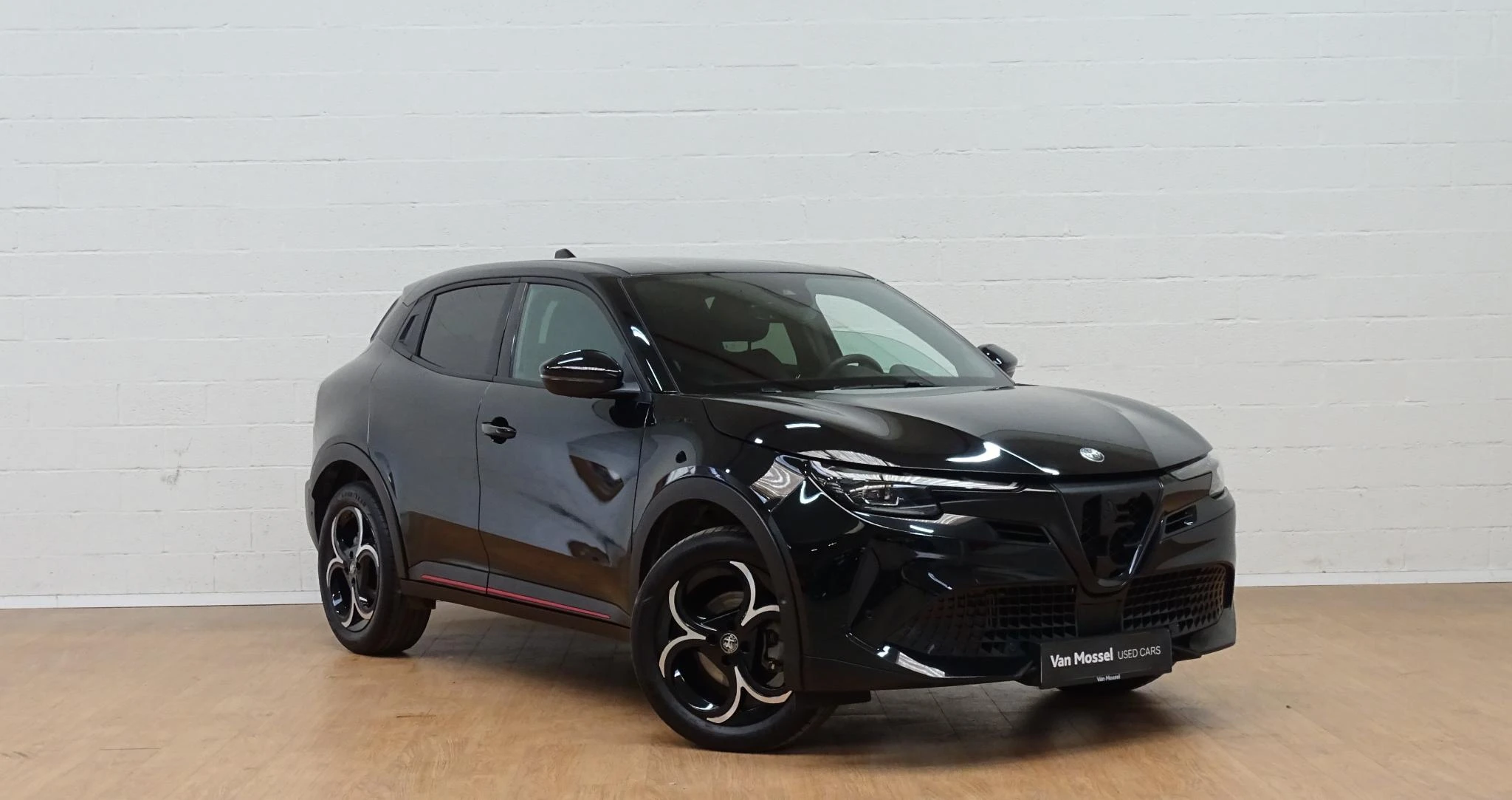 Alfa Romeo Junior 1.2 Hybrid 145 eDCT6 Ibrida Speciale