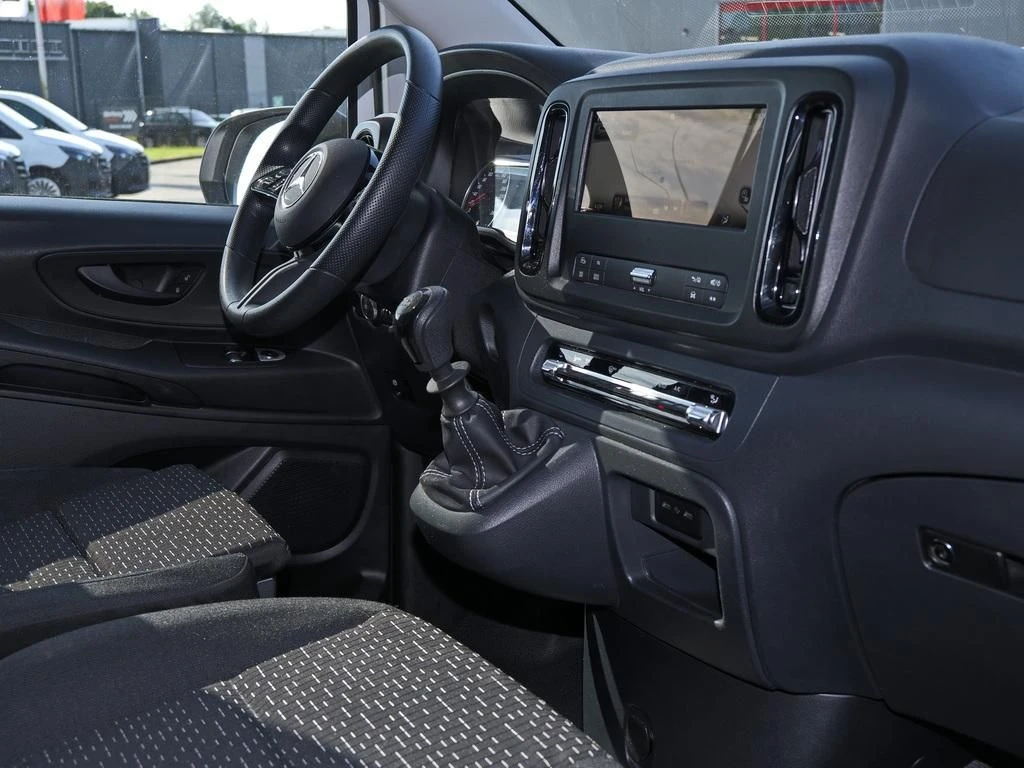 Mercedes-Benz-Vito 116-image-9