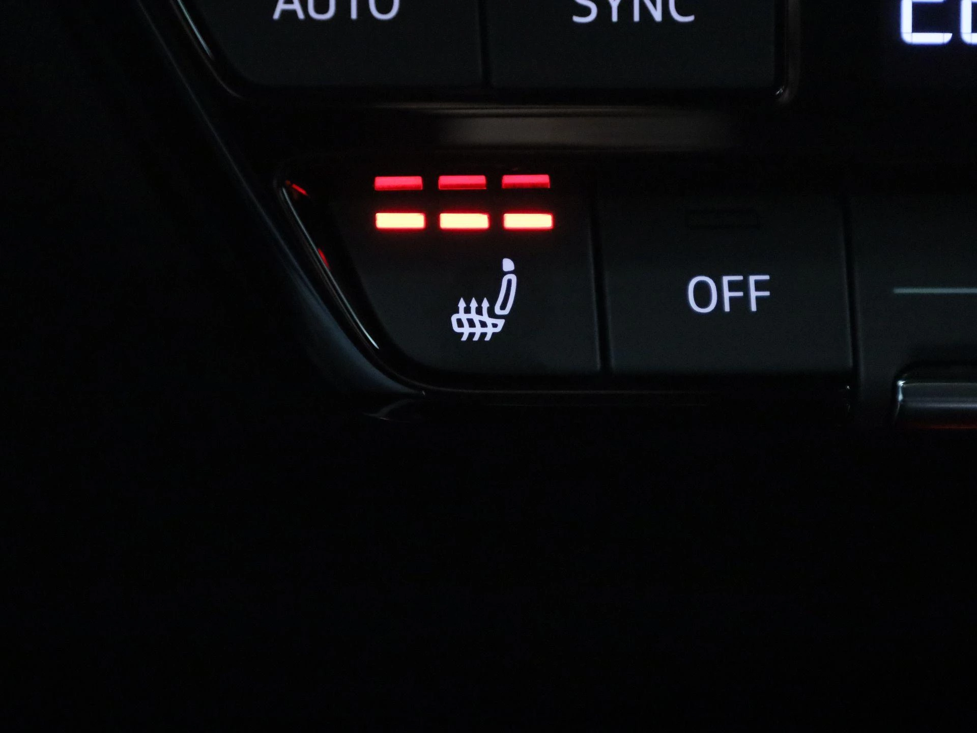Audi-Q4 e-tron-image-23