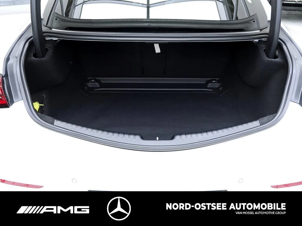 Mercedes-Benz CLE 200 AMG COUPÉ 19'' AMG PANO WINTERPAKET MEMO AMG LineC236 CLE 200 AMG COUPÉ 19'' AMG PANO WINTERPAKET ME