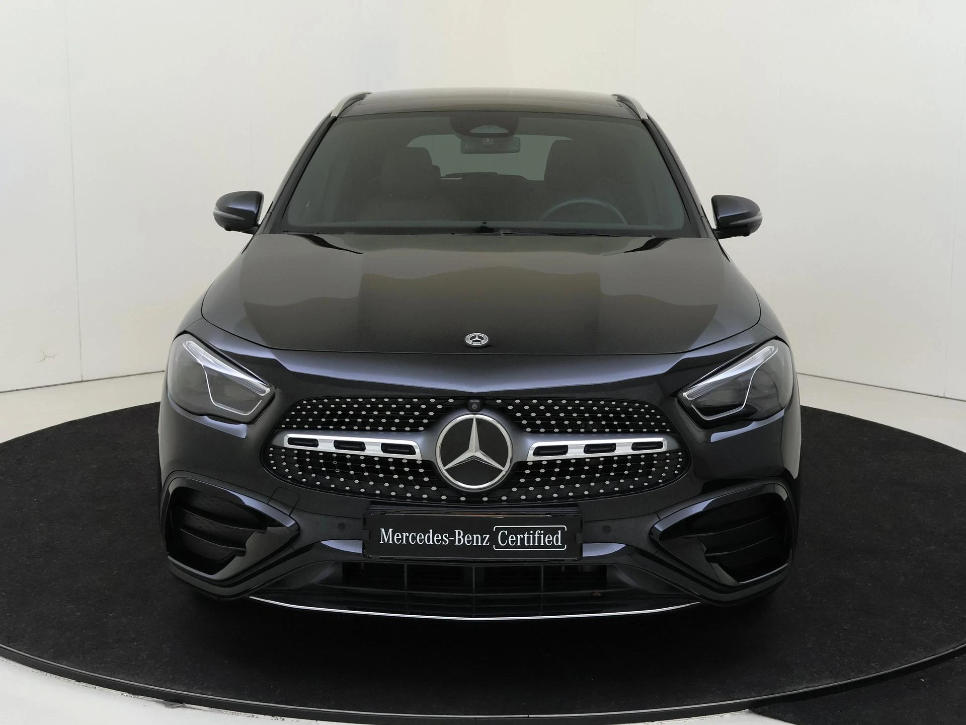 Mercedes-Benz-GLA-image-5