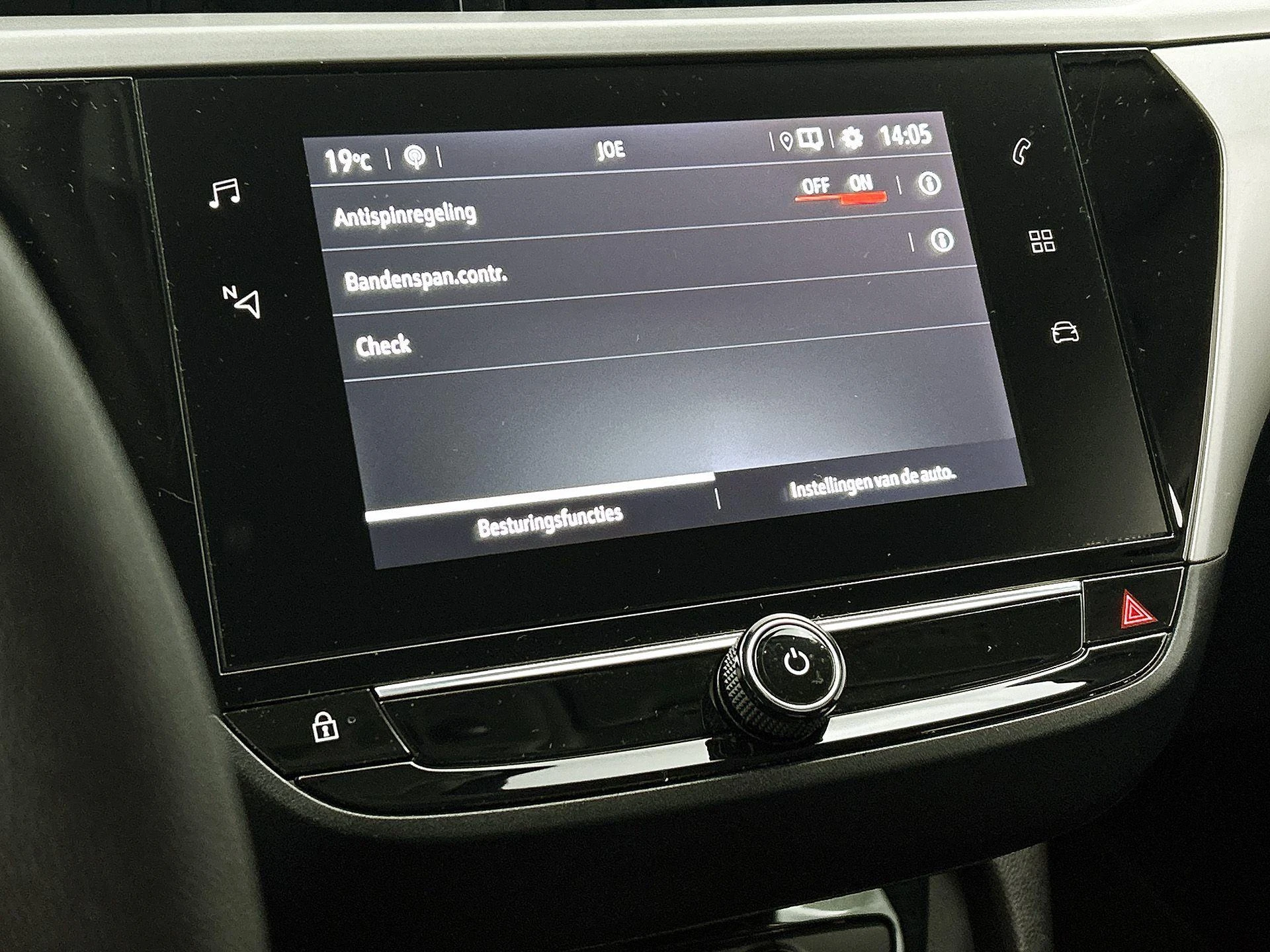 Opel-Corsa-image-9