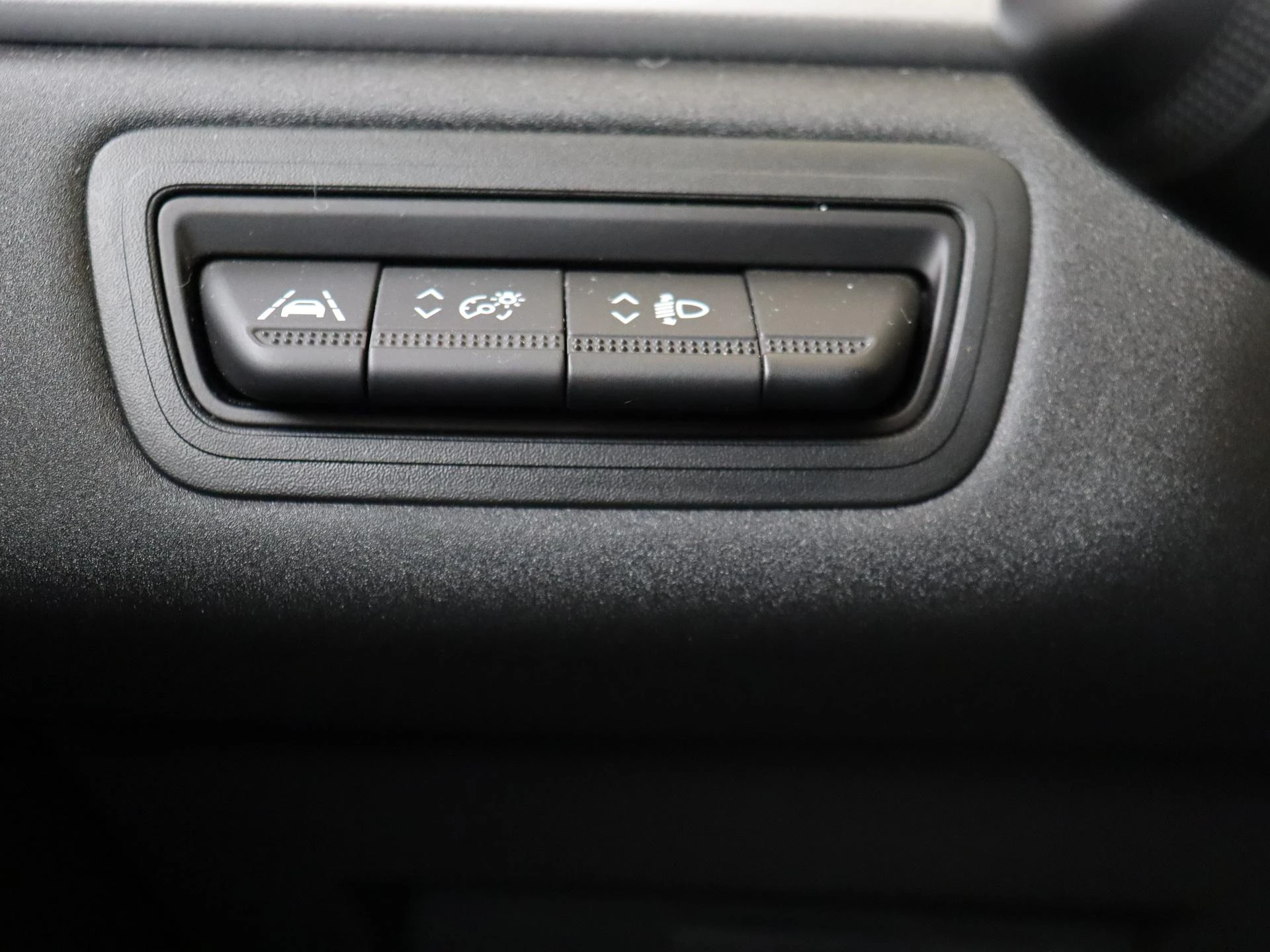 Renault-Captur-image-24