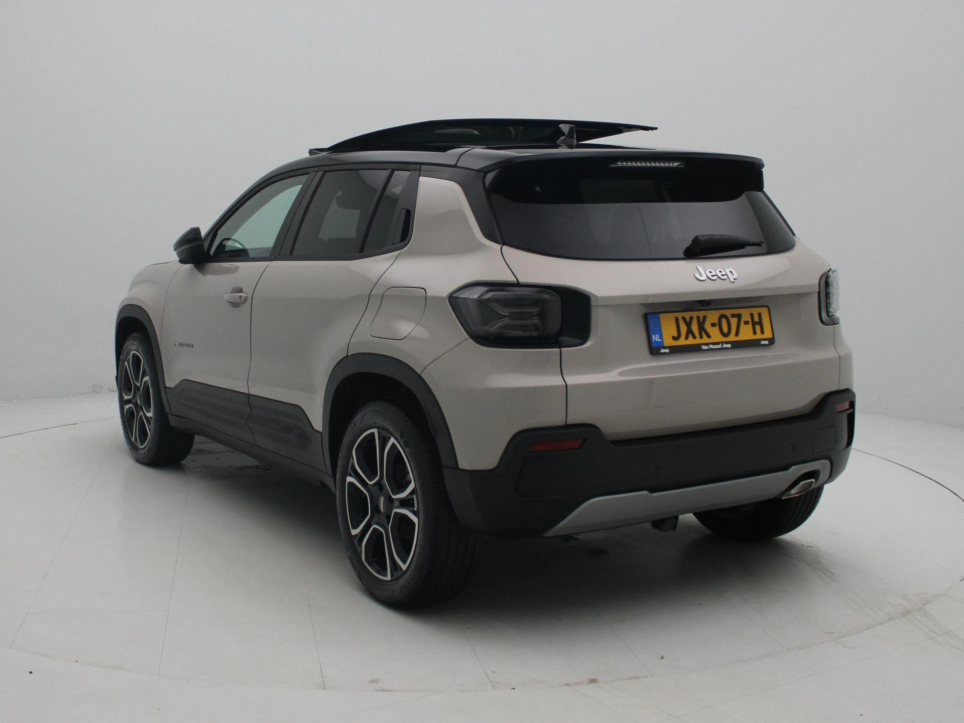 Jeep-Avenger-image-1