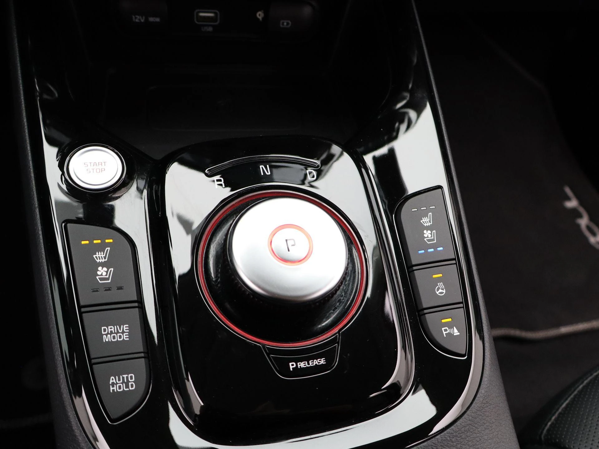 Kia-e-Soul-image-17