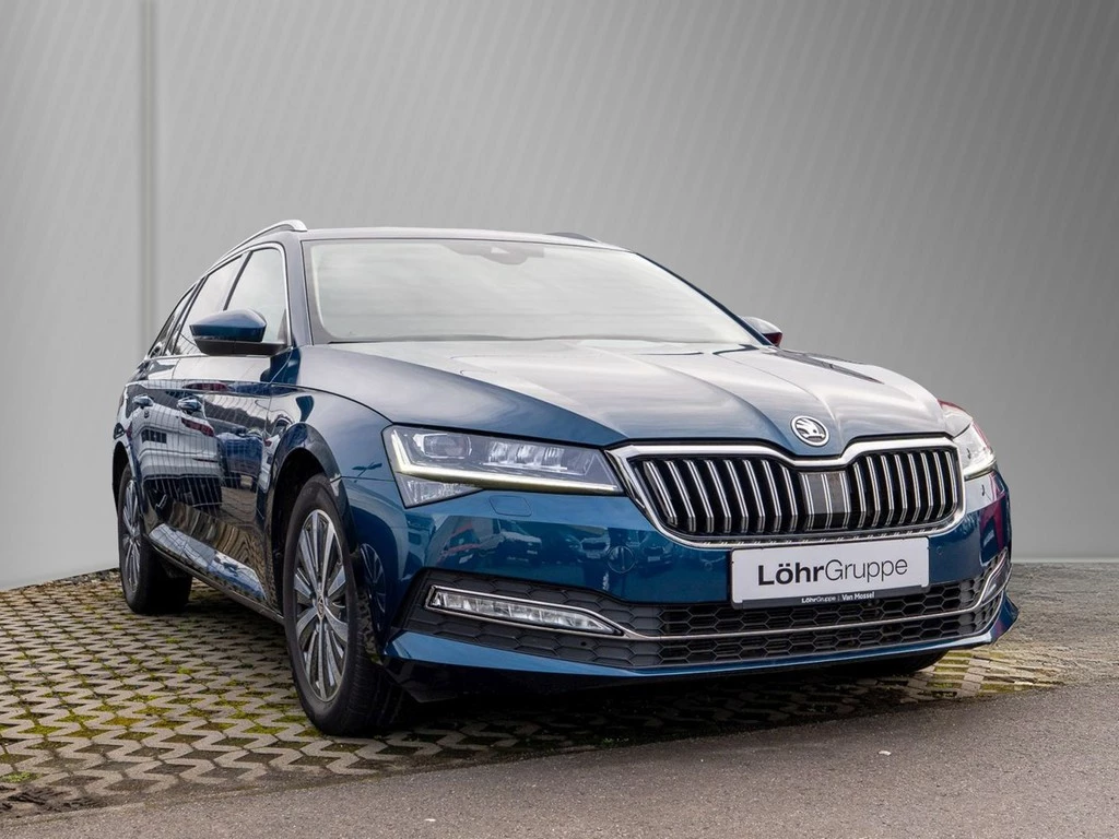 Škoda Superb Combi 2.0 TDI DSG Style Business, AHK