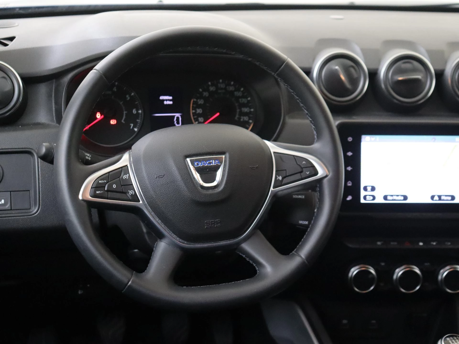 Dacia-Duster-image-13