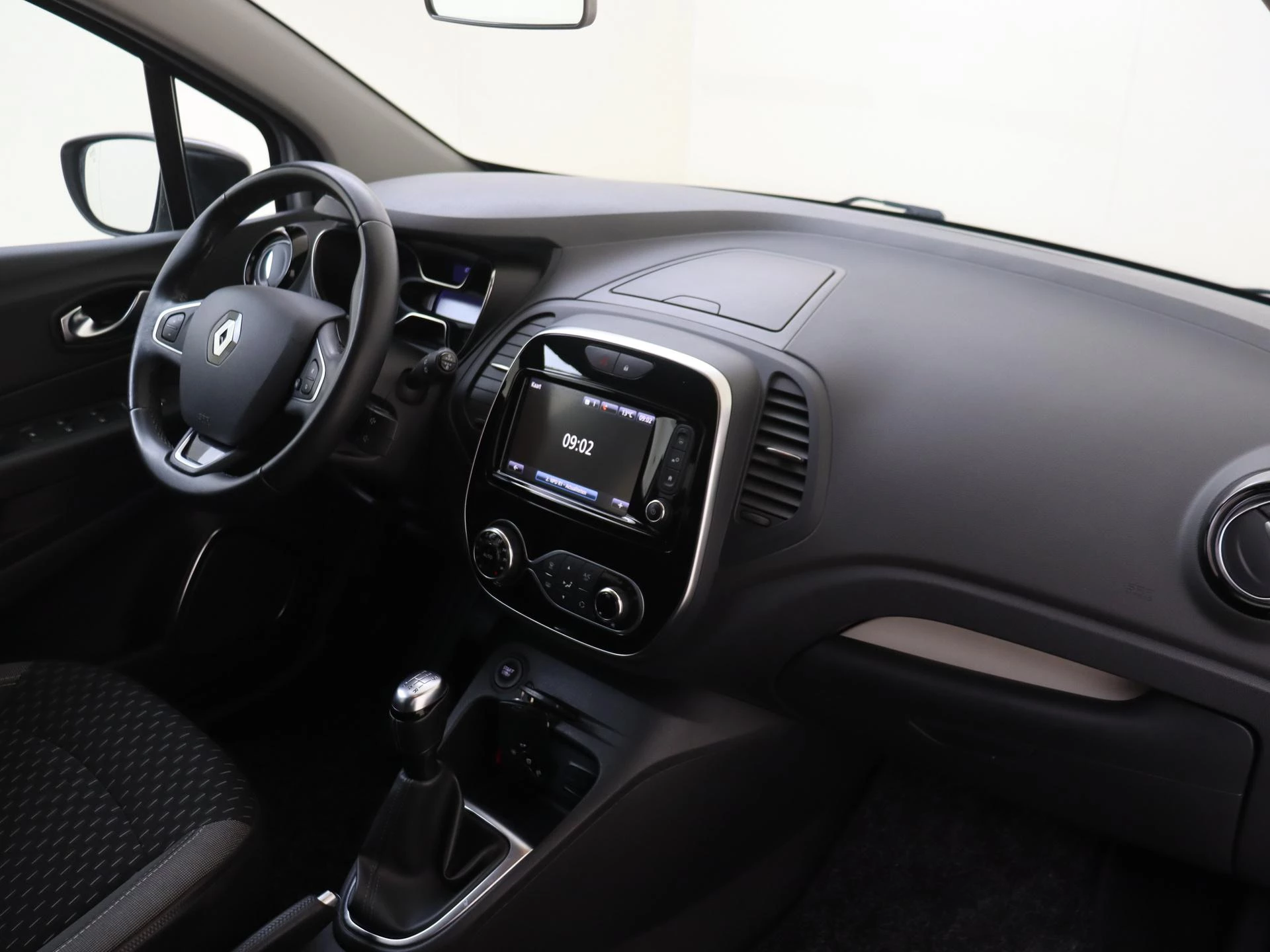 Renault-Captur-image-4