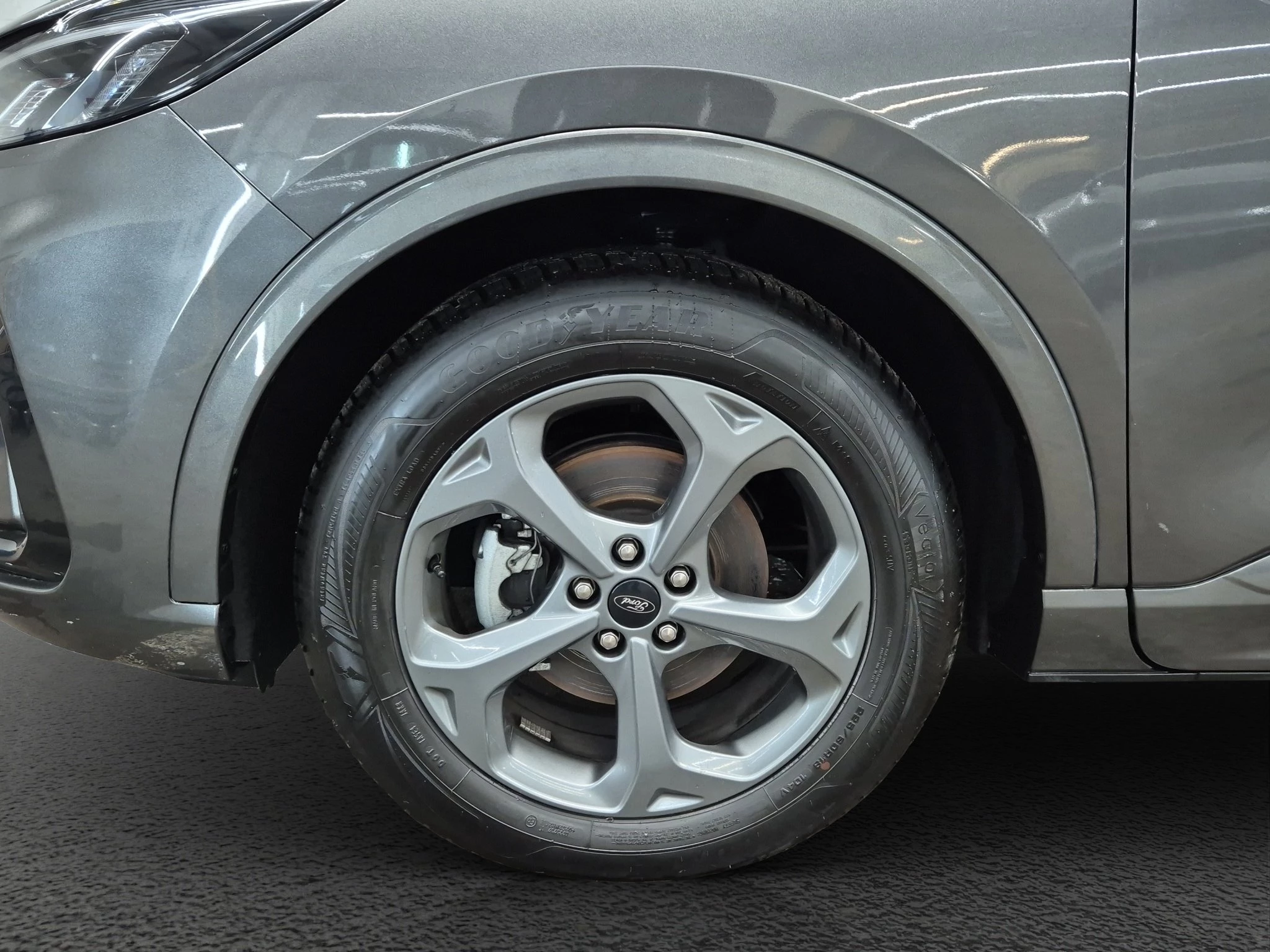 Ford Kuga ST-Line Aut.*KAM*LED-MATRIX*NAVI*GRA*WINTER-PKT.