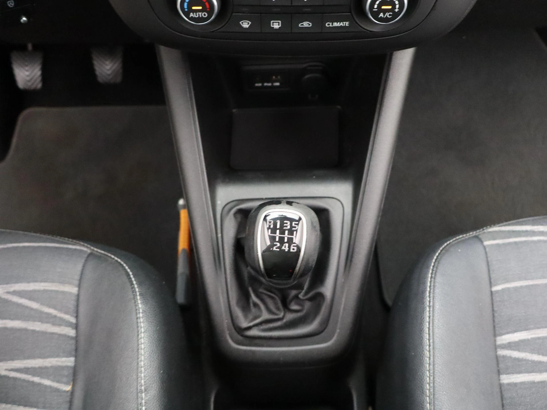 Kia-Venga-image-9