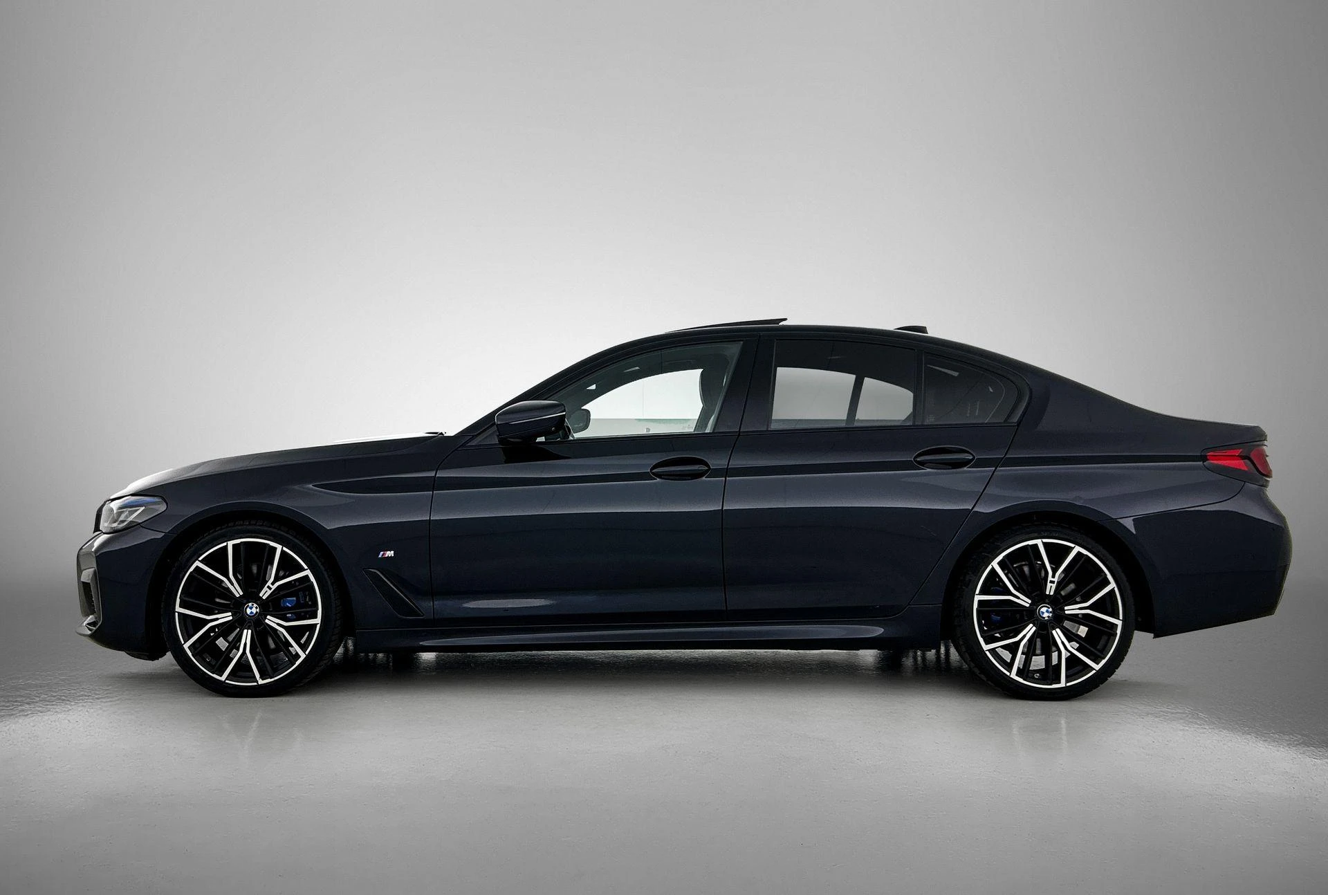 BMW-5 Serie-image-1