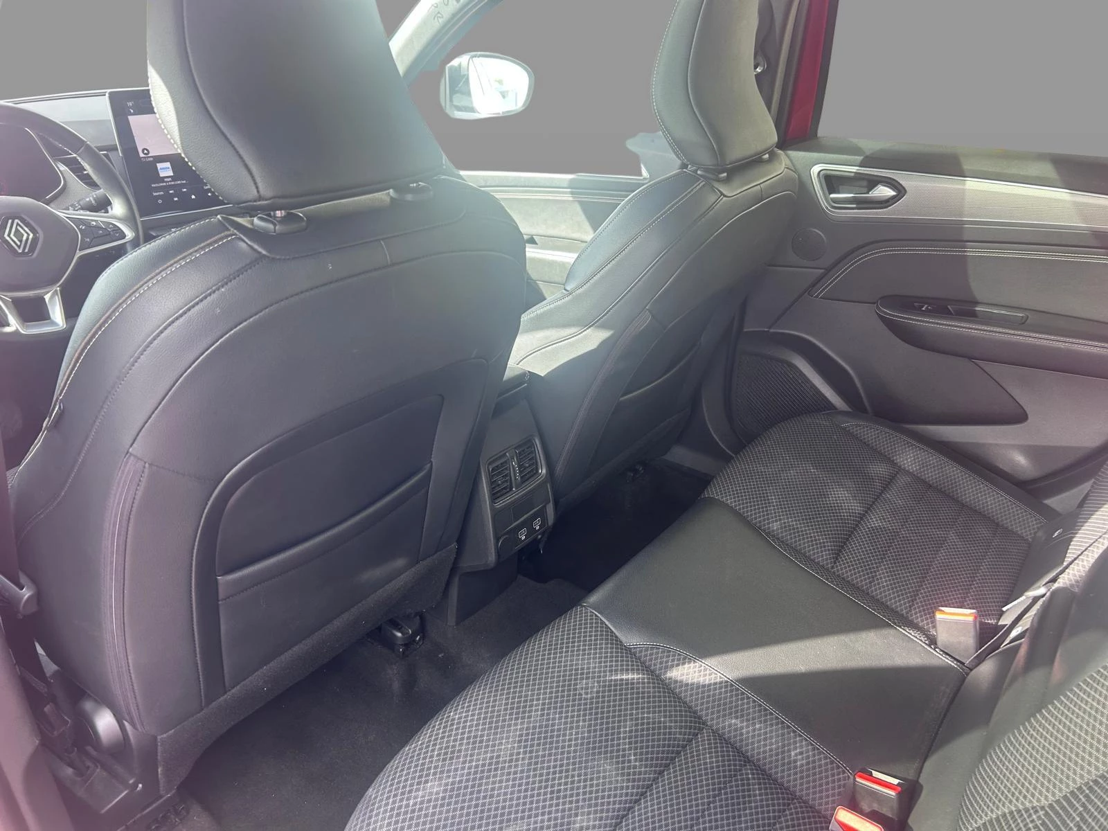 Renault Arkana TCe MHEV 140 EDC Techno