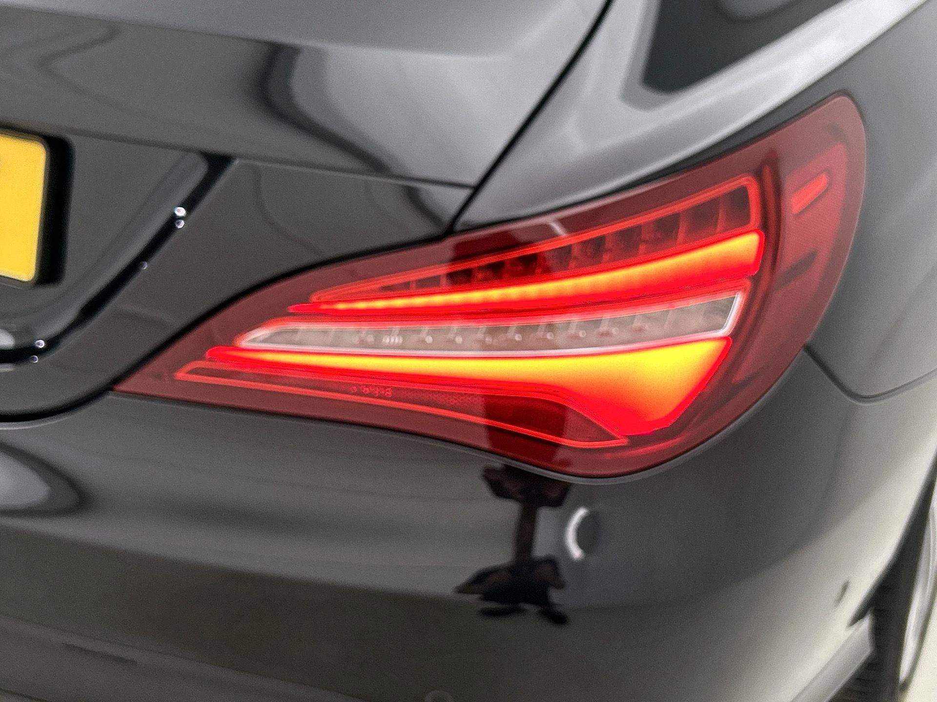 Mercedes-Benz-CLA-image-25