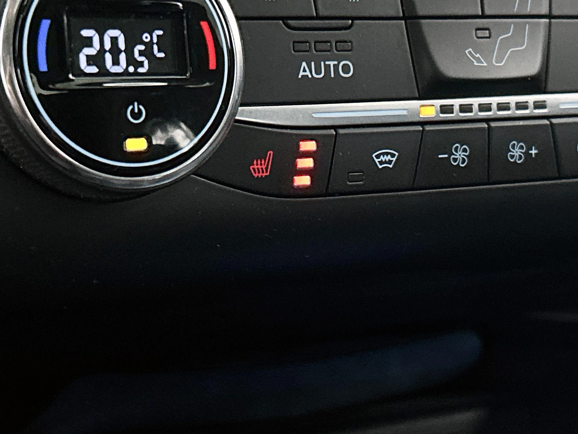 Ford-Kuga-image-7