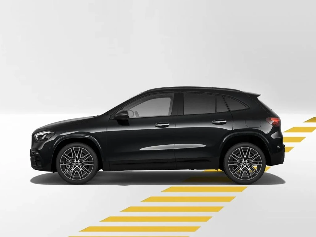 Mercedes-Benz-GLA 220 d-image-3