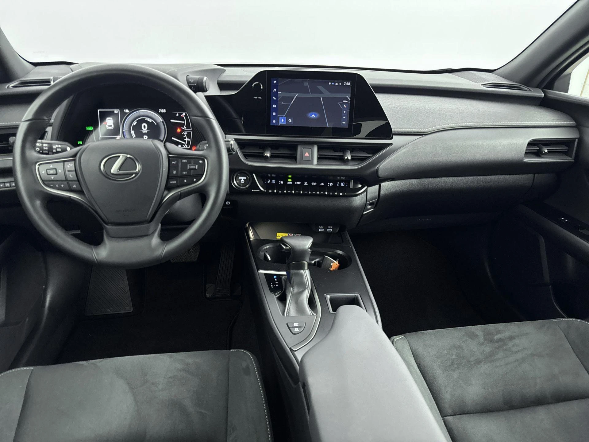 Lexus-UX-image-17