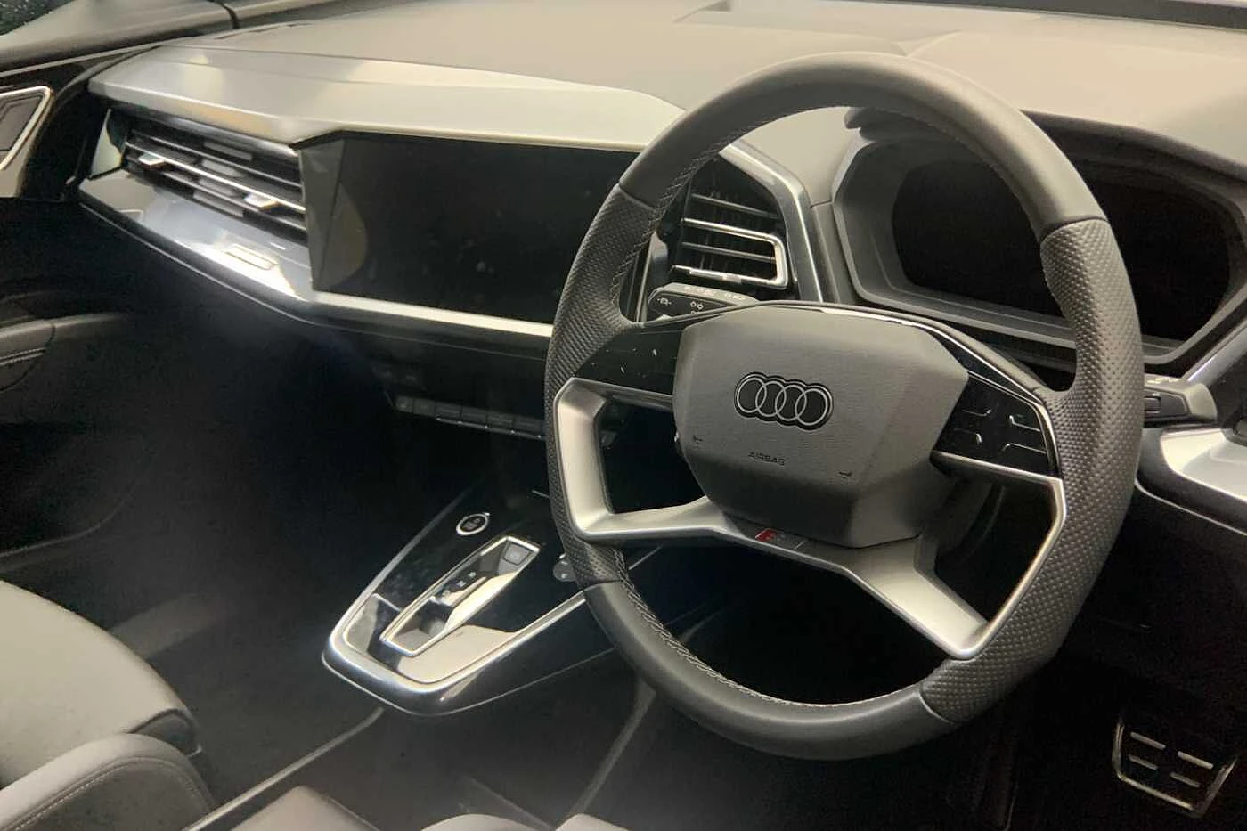 Audi-Q4 Sportback e-tron-image-5
