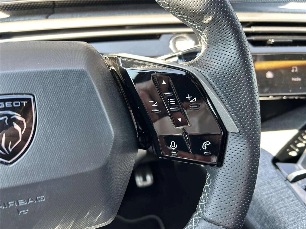 Peugeot-e-3008-image-14