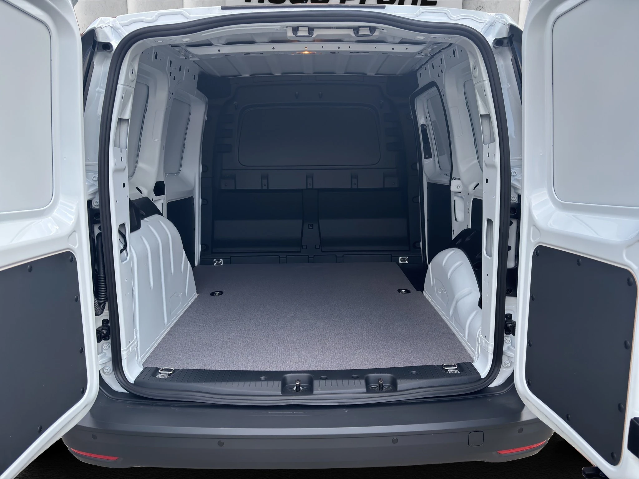 Ford Transit Connect Kastenwagen Trend Kurzer Radstand (L1) 2.0 l Ecoblue . 6-Gang-Schaltgetriebe. Fronta