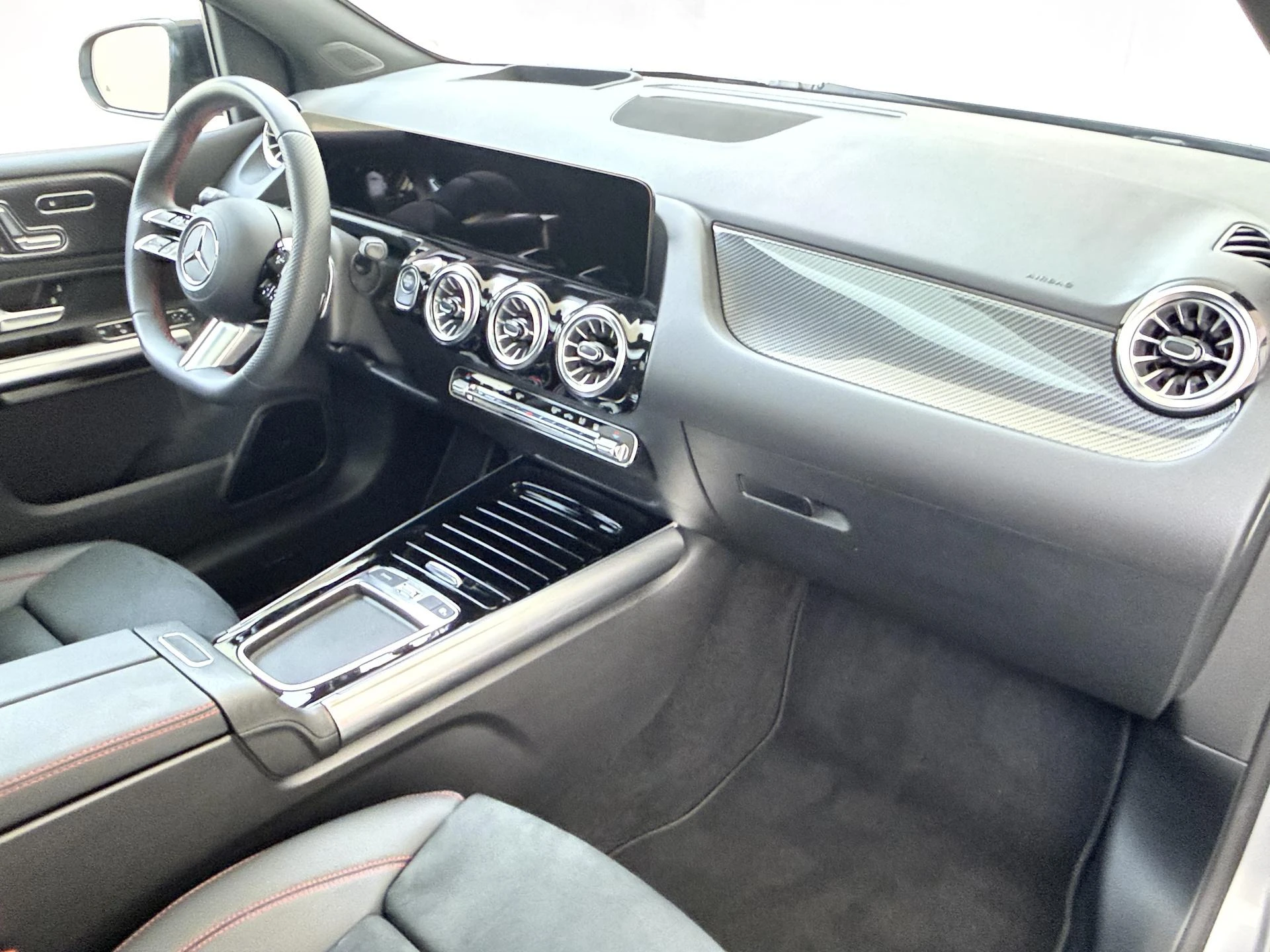 Mercedes-Benz B-Klasse 250 e Business Solution AMG