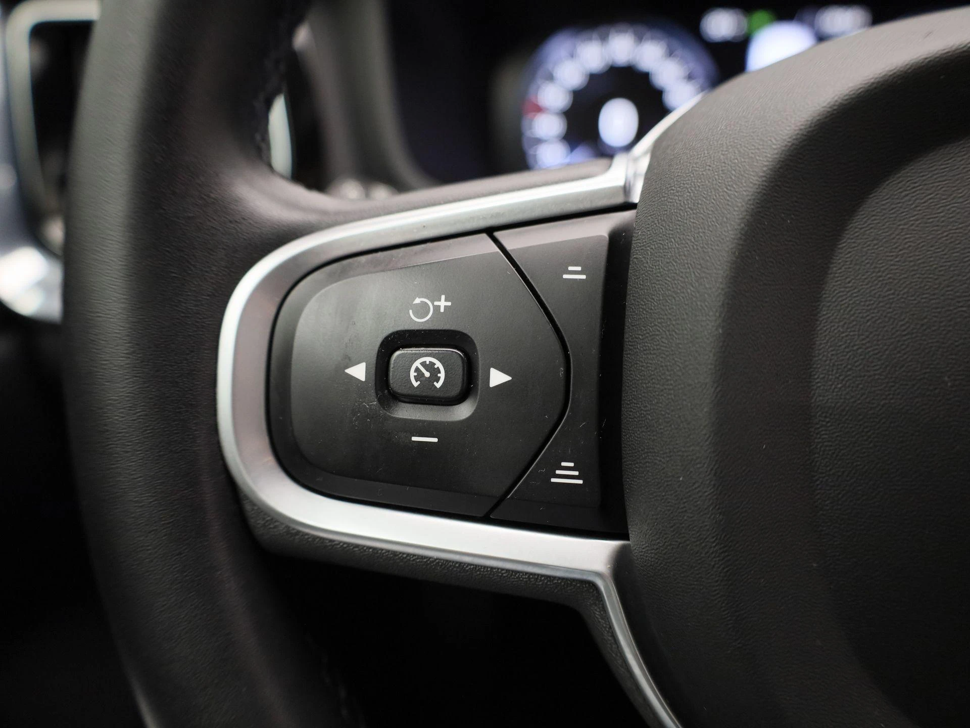 Volvo-V60-image-21