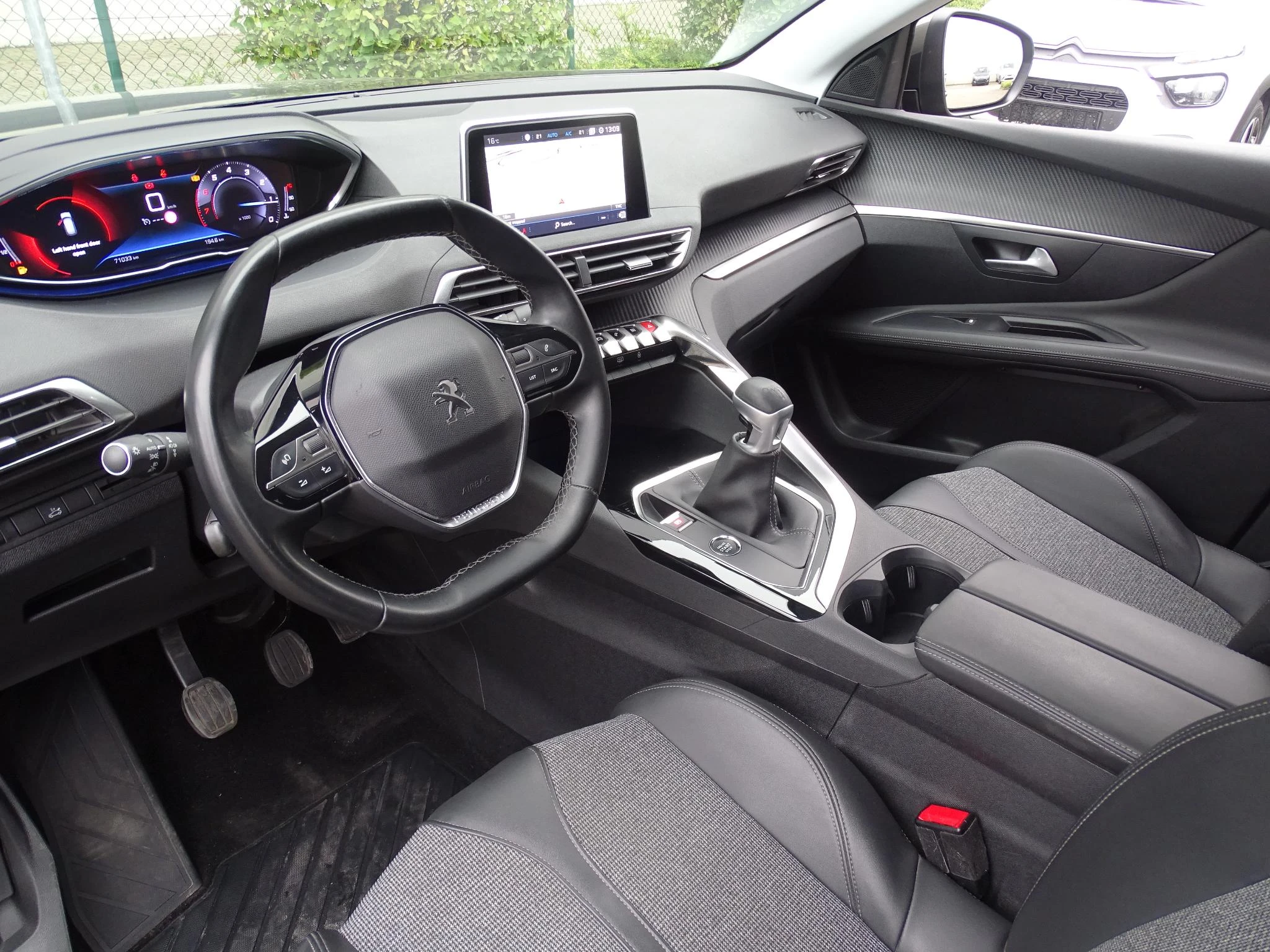 Peugeot-3008-image-11