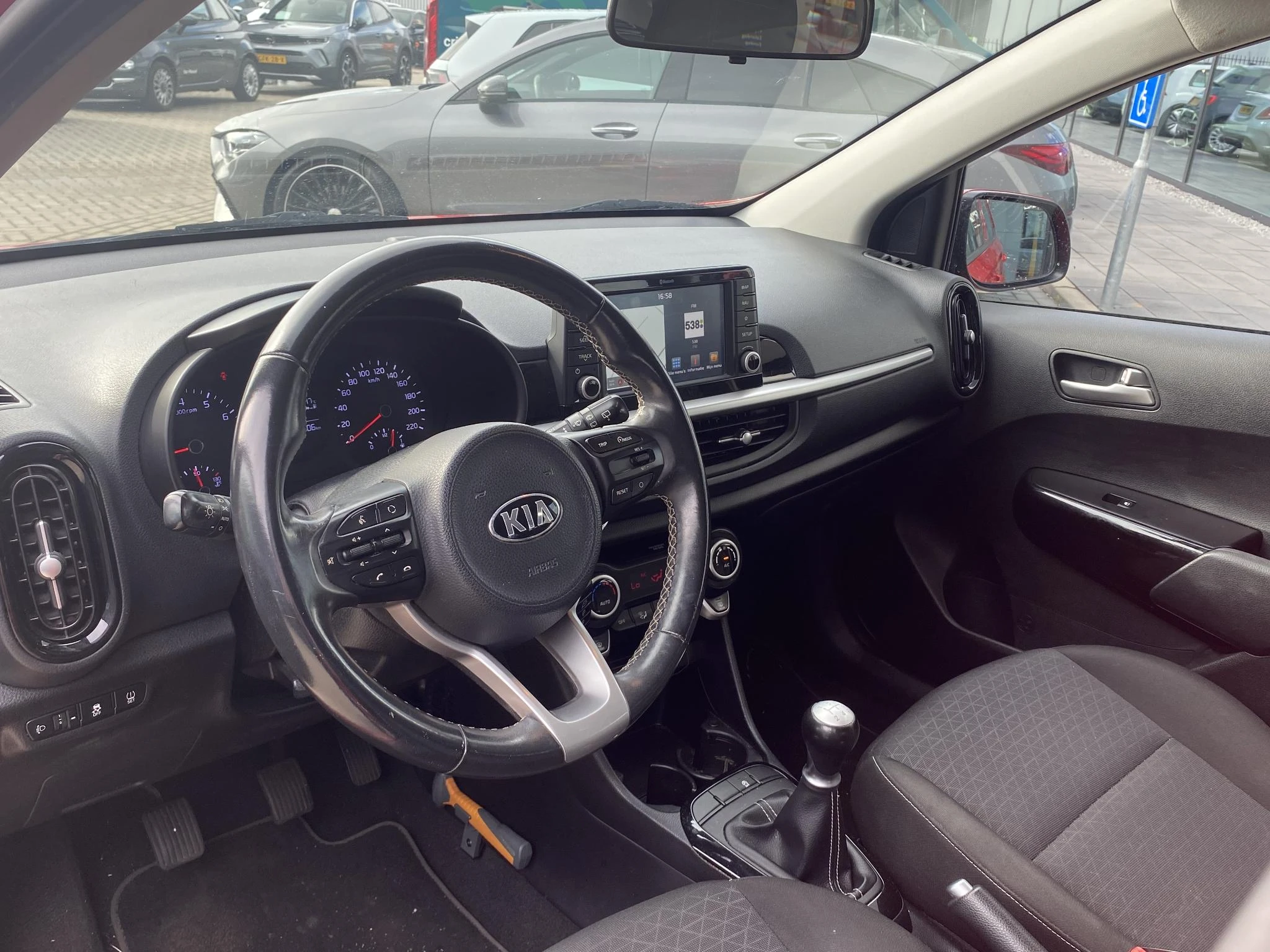 Kia-Picanto-image-3