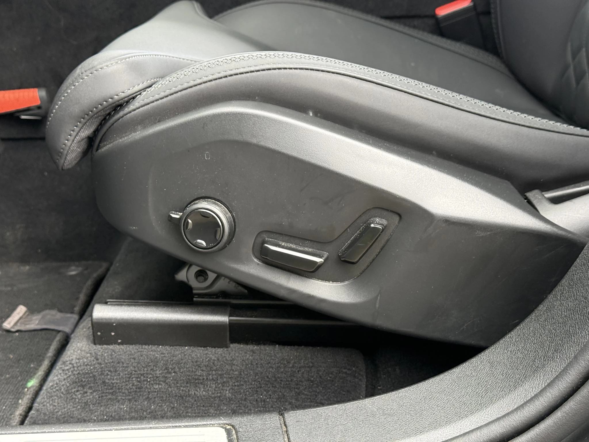 Volvo-XC60-image-17