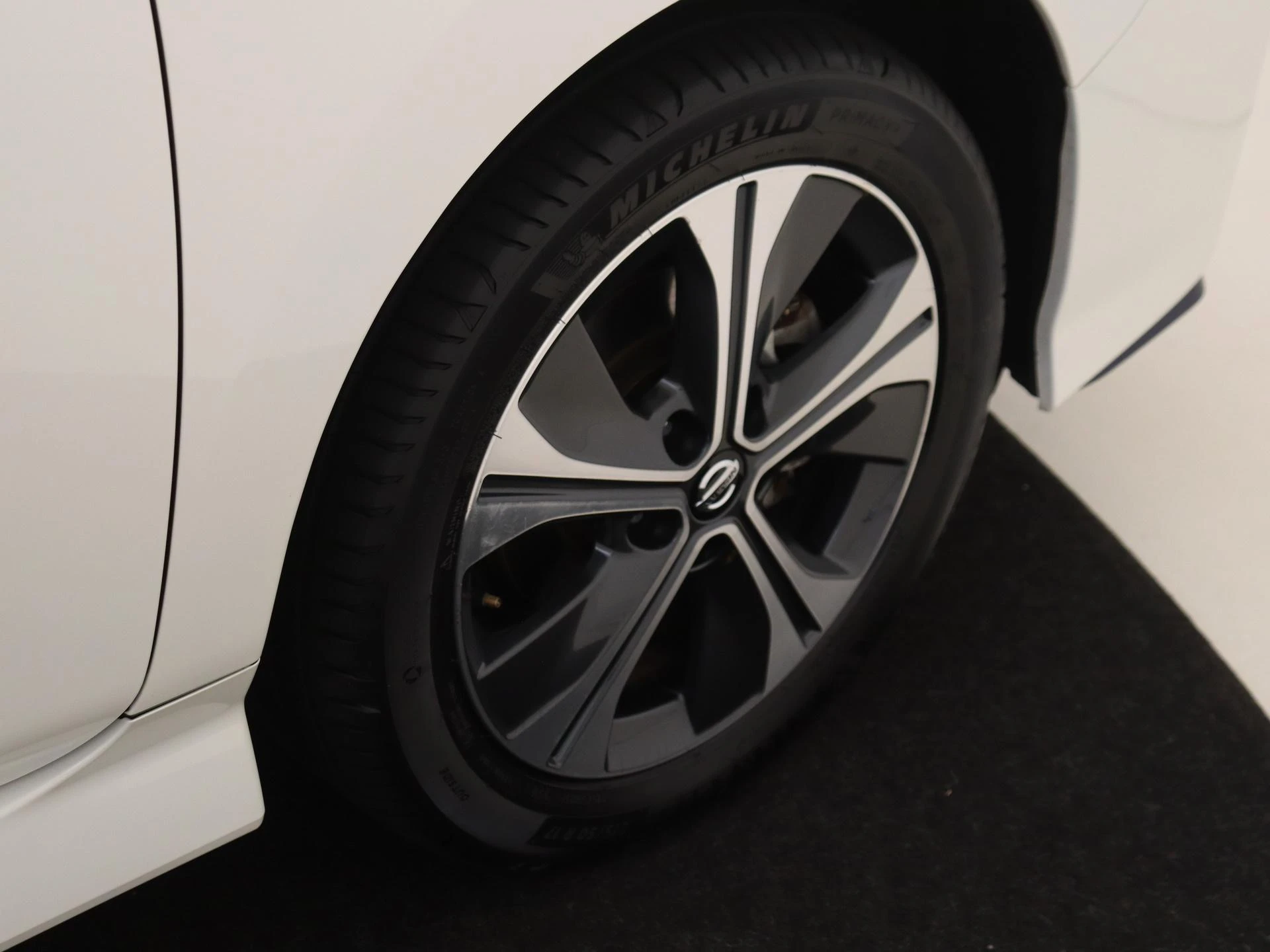 Nissan-Leaf-image-28
