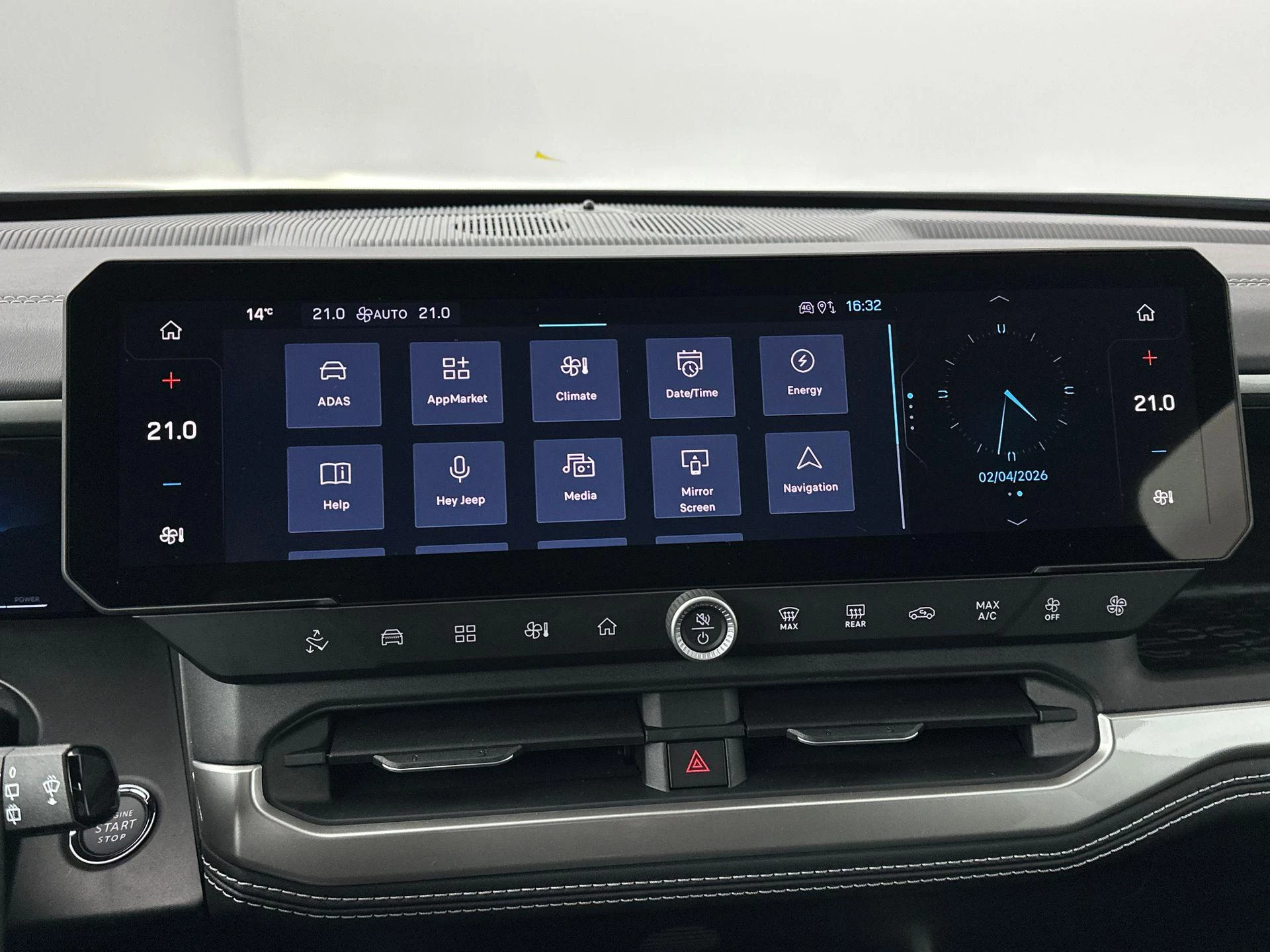 Jeep Compass 74kwh First Edition