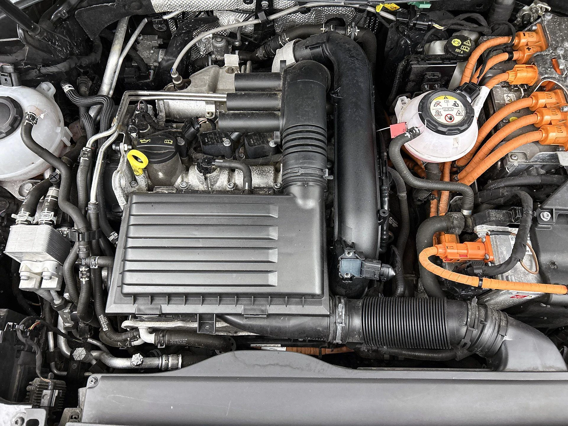 Volkswagen-Tiguan-image-28