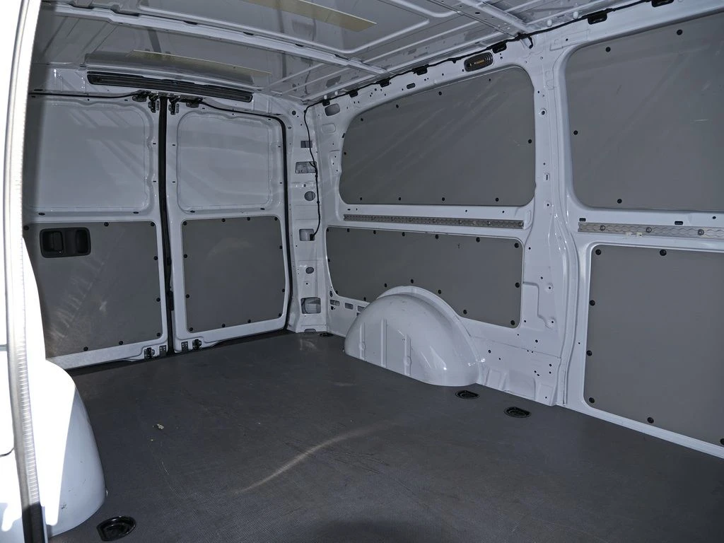 Mercedes-Benz-Vito 116-image-13
