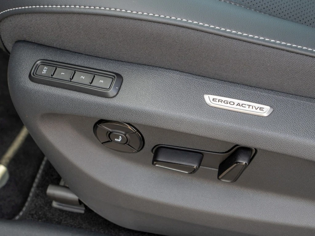 Volkswagen-Tiguan-image-20
